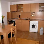 Four Leaf Clover To Rent 반스코