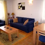 Apart-hotel Four Leaf Clover To Rent
