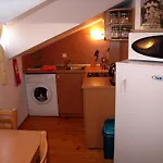 Four Leaf Clover To Rent