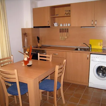 Four Leaf Clover To Rent Apartahotel Bansko