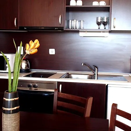 Four Leaf Clover To Rent Aparthotel 3*
