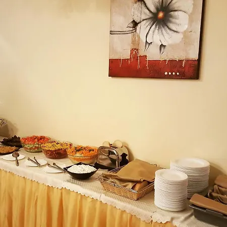 アパートホテル Four Leaf Clover To Rent 3*