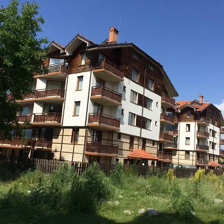 Four Leaf Clover To Rent 3*