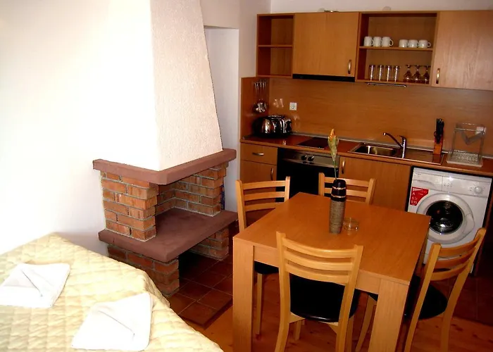 Aparthotel Four Leaf Clover To Rent 3*
