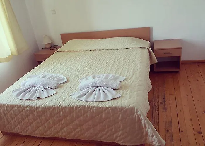 Four Leaf Clover To Rent 3* Bansko